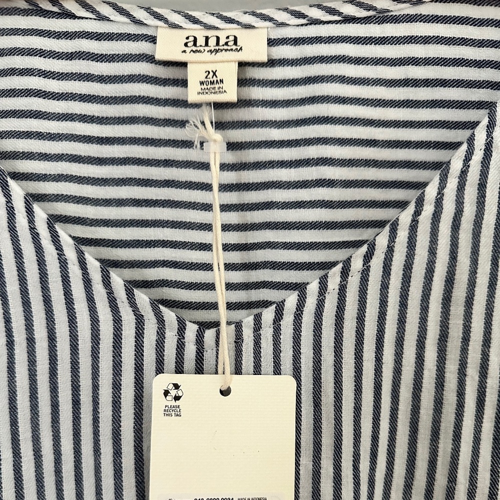 A.N.A. Stripped Short Sleeve Loose Fitting Dress With Pockets And Drawstrings - Picture 3 of 4